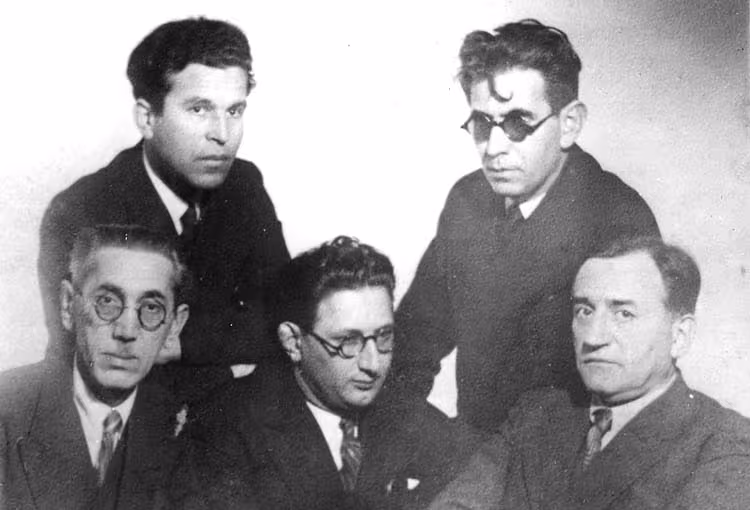 Литературният кръг “Хиперион” – Иван Радославов, Вичо Иванов, Моис Бенароя, Мирослав Минев, Теодор Траянов